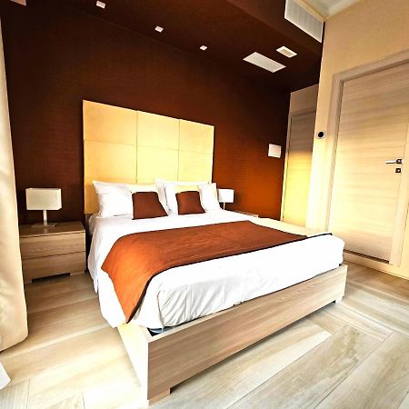 Trilogy Prestige - Central Premium Suites Lecce Zewnętrze zdjęcie